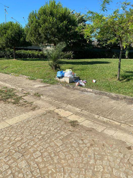 Trabzon’da piknikçiler gitti, çöpleri kaldı! 12